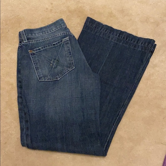 7FAMK - Picture 1 of 6